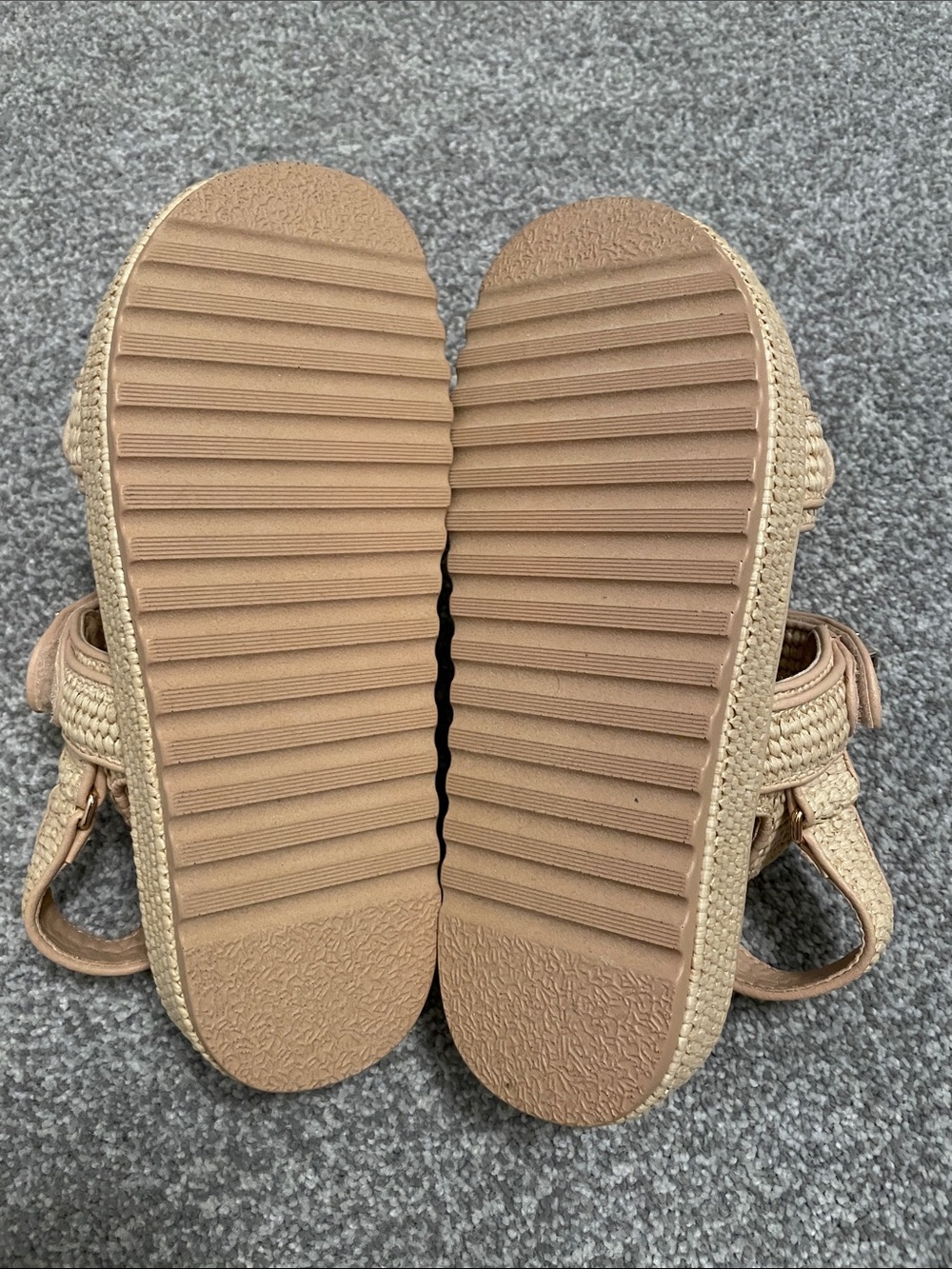 Steve Madden Bigmona Raffia Sandals - Picture 4 of 4